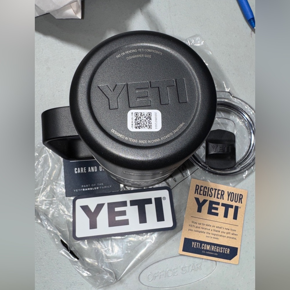 New 24oz YETI Rambler Mug Tumbler w/ Magslider Lid BLACK - NWT - Picture 2 of 4